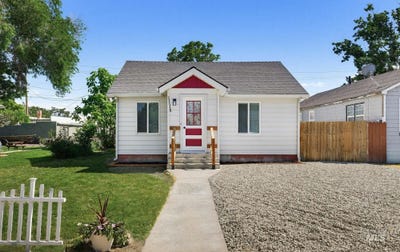 /international/us/18-e-montana-ave-homedale-id-110108652786/