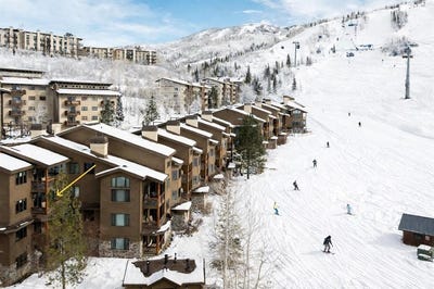 /international/us/2155-ski-time-square-drive-steamboat-springs-co-110103777921/