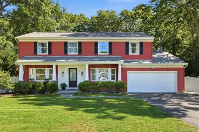 /international/us/9-northumberland-drive-shoreham-ny-110108743027/