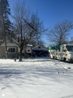 /international/us/5261-harvard-street-flint-mi-110105279070/