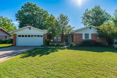 /international/us/2305-s-hickory-place-broken-arrow-ok-110099132490/