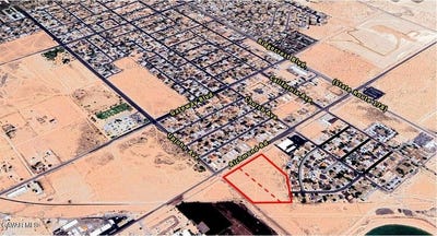 /international/us/richmond-street-ridgecrest-ca-110108362227/
