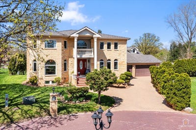 /international/us/822-coventry-lane-oak-brook-il-110107509693/