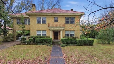 /international/us/1724-e-8th-street-okmulgee-ok-110103977042/