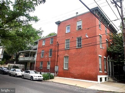 /international/us/2043-mount-vernon-street-philadelphia-pa-110108585291/