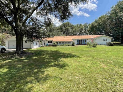 /international/us/810-country-rd-tuscumbia-al-110100984860/