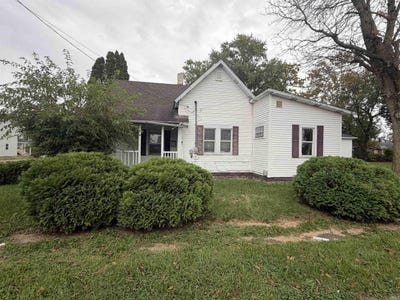 /international/us/1403-e-willard-street-muncie-in-110120647981/