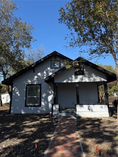 /international/us/404-w-elm-street-whitewright-tx-110104235965/