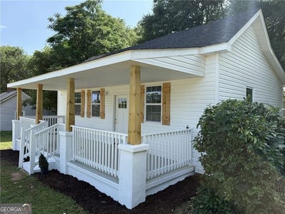 /international/us/1300-murphy-avenue-lagrange-ga-110103668248/