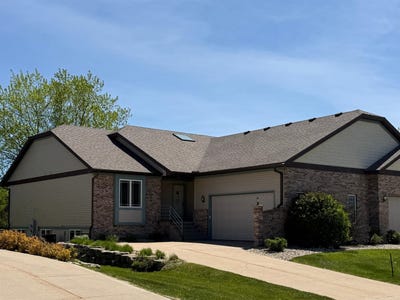 /international/us/9106-waterside-street-middleton-wi-110105218605/