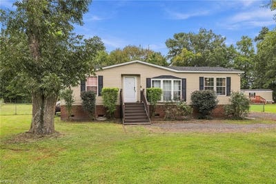/international/us/1052-scott-road-elizabeth-city-nc-110120118712/