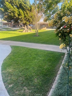 /international/us/1221-knollwood-road-seal-beach-ca-110107782617/