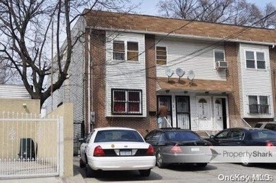 /international/us/16823-93rd-avenue-jamaica-ny-110096110645/