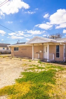 /international/us/324-hwy-359-tynan-tx-110106370468/