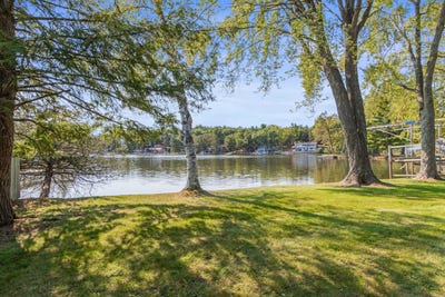 /international/us/1100-e-hiawatha-drive-wisconsin-dells-wi-110095177131/