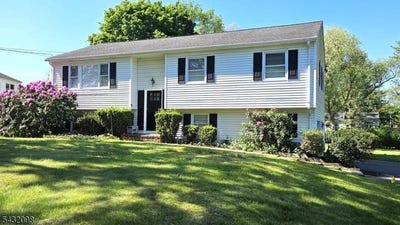 /international/us/8-hillside-rd-mansfield-twp-nj-110108257820/