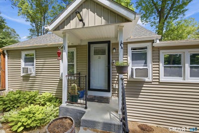 /international/us/21-arlington-road-coventry-ct-110108267422/