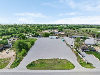 /international/us/2910-e-highway-114-boyd-tx-110107228110/