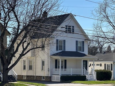 /international/us/257-w-north-street-geneva-ny-110107159879/