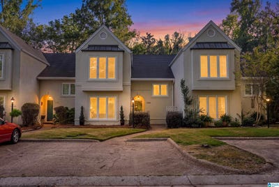 /international/us/3366-shallowford-circle-vestavia-hills-al-110120481914/