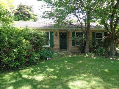 /international/us/8166-sharon-drive-slatington-pa-110108477956/