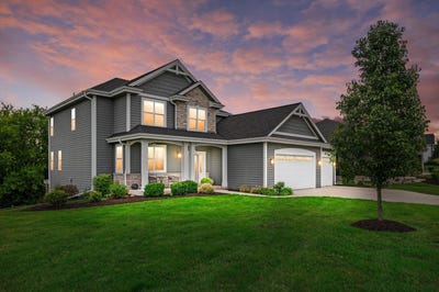 /international/us/s54w25488-pebble-brook-ct-waukesha-wi-110108978535/