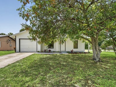 /international/us/2575-1st-place-vero-beach-fl-110108360288/
