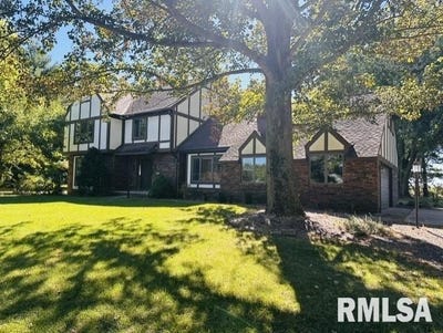 /international/us/107-edlen-lane-jacksonville-il-110120683899/