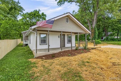 /international/us/703-w-main-street-bismarck-mo-110108219029/