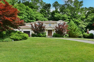 /international/us/245-harbor-hill-road-roslyn-ny-110108985277/