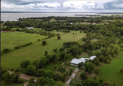 /international/us/942-county-road-2240-corsicana-tx-110093143032/