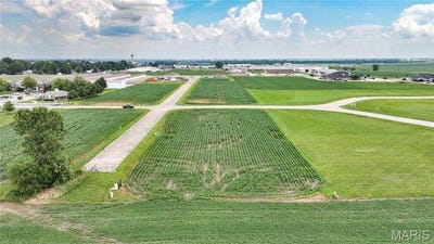 /international/us/tbd-commerce-boulevard-jerseyville-il-110100446402/