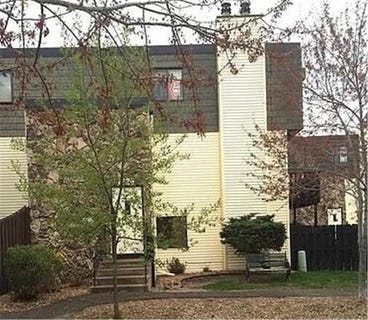 /international/us/7226-72nd-lane-n-brooklyn-park-mn-110108057500/