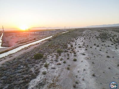 /international/us/e-highline-canal-rd-simpson-rd-calipatria-ca-110107479605/