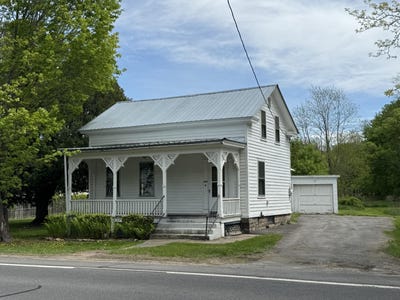/international/us/1834-route-9-keeseville-ny-110099587678/