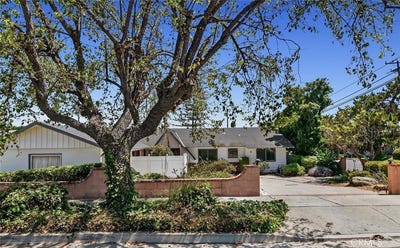 /international/us/4-mansfield-lane-camarillo-ca-110119994070/
