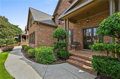 /international/us/2183-floral-ridge-drive-dacula-ga-110109143543/