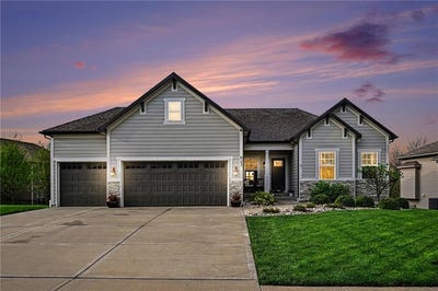 /international/us/603-rock-bridge-court-smithville-mo-110107342827/