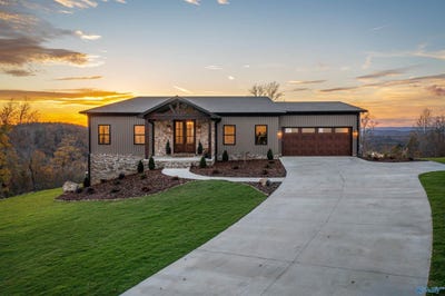 /international/us/1205-raymond-lane-southside-al-110106982619/