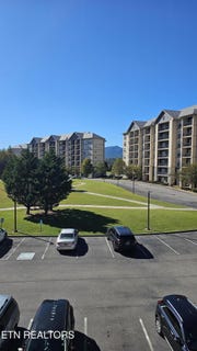 /international/us/124-plaza-drive-pigeon-forge-tn-110120772307/