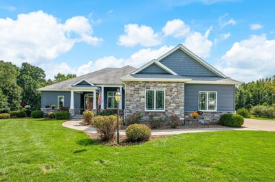 /international/us/10582-dana-drive-berrien-springs-mi-110110220116/