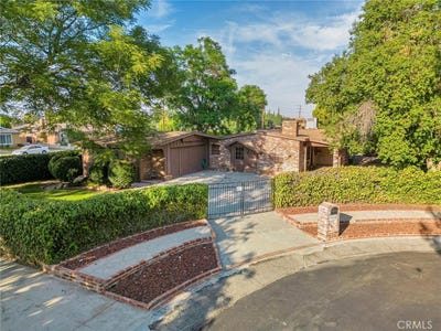 /international/us/8666-keokuk-avenue-winnetka-ca-110101430064/?lang=zh-tw