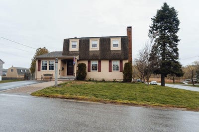 /international/us/3-mathews-avenue-bath-me-110107889334/