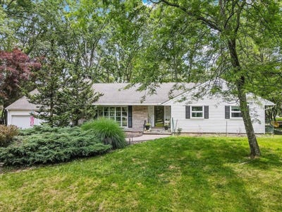 /international/us/742-white-oak-road-cresco-pa-110100836537/