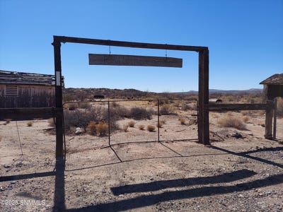 /international/us/2212-rincon-road-rincon-nm-110102821271/