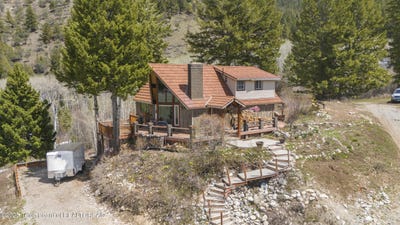 /international/us/925-spruce-drive-star-valley-ranch-wy-110099387905/