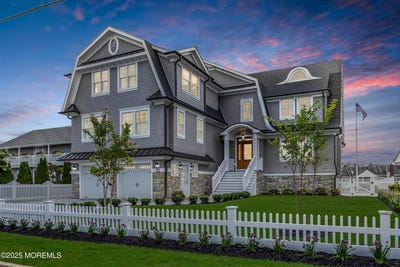 /international/us/122-squan-beach-drive-mantoloking-nj-110104518066/