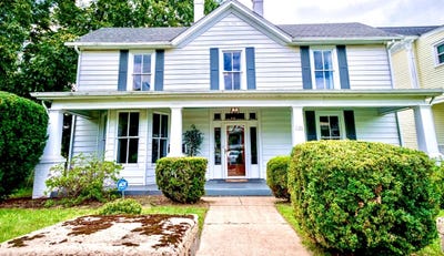 /international/us/324-pennsylvania-ave-salem-va-110119964249/