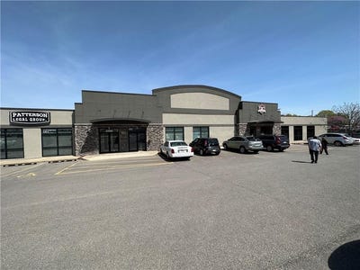 /international/us/3709-suite-e-n-belt-highway-st-joseph-mo-110090623654/