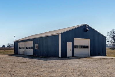 /international/us/972-us-highway-60-s-billings-mo-110106103469/